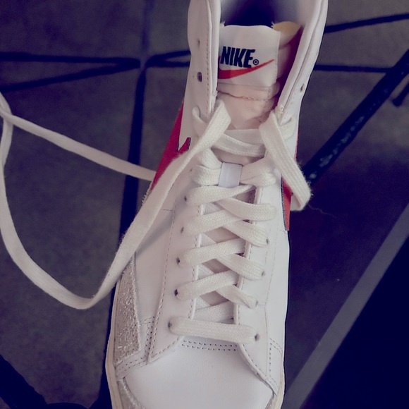 Nike high tops never worn - Picture 6 of 7